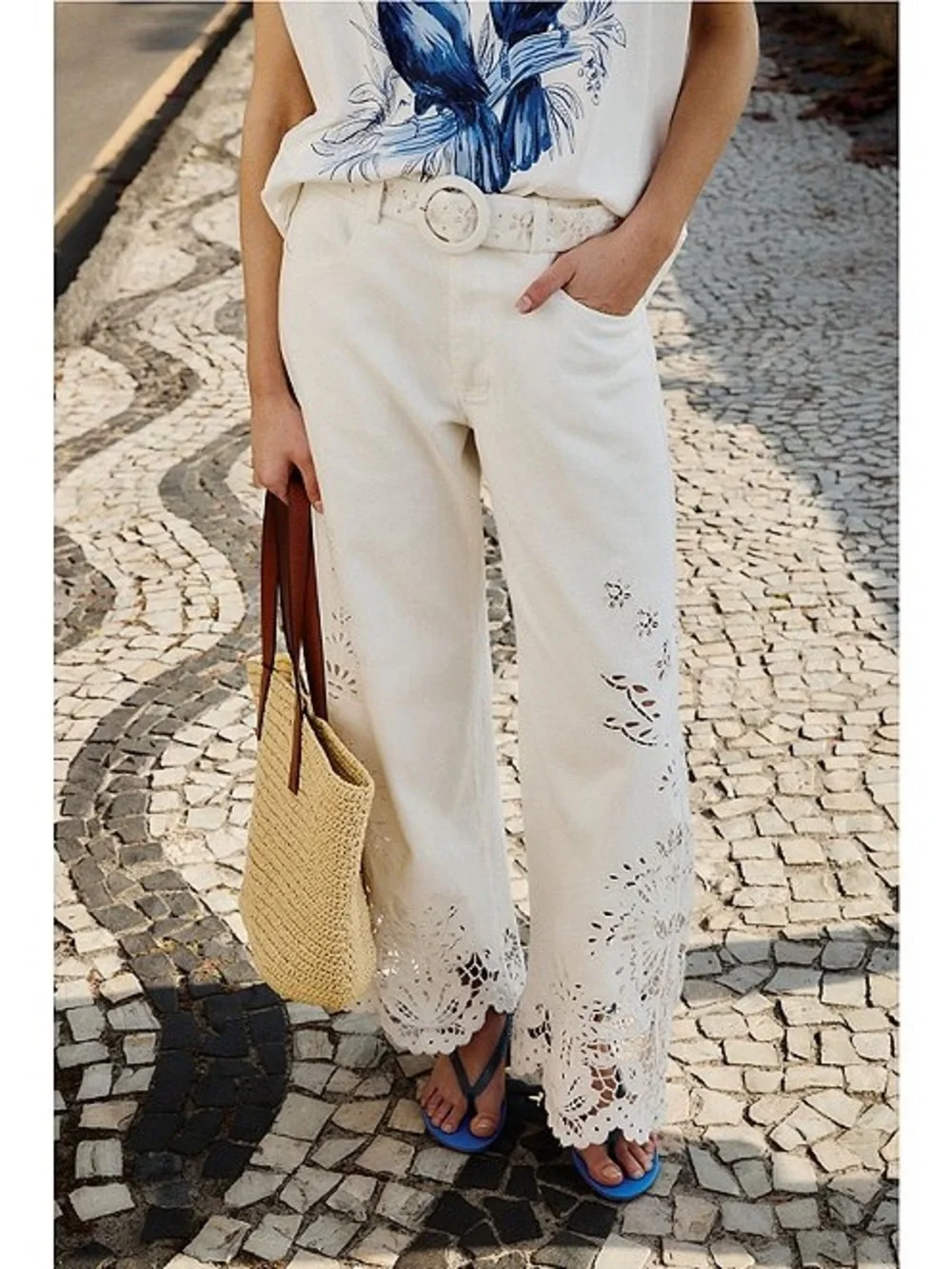 Farm Rio High Rise Embroidered Eyelet off-white Denim Wide Leg Pants - size 26 - Picture 5 of 13